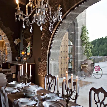 Hotel La Vella Farga Lladurs