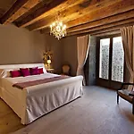 La Vella Farga 4* Lladurs