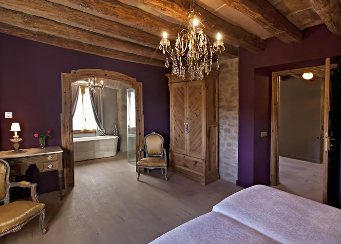 La Vella Farga فندق 4*